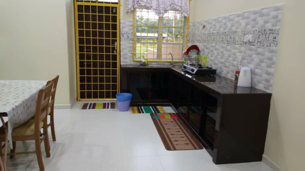 Homestay Talina Kuala Terengganu Exteriör bild