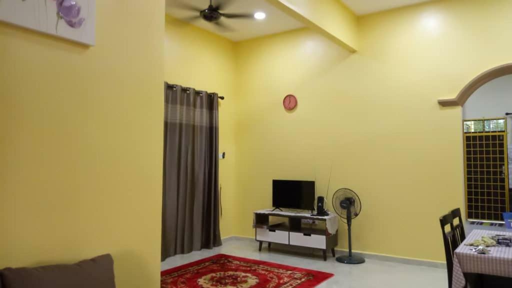 Homestay Talina Kuala Terengganu Exteriör bild