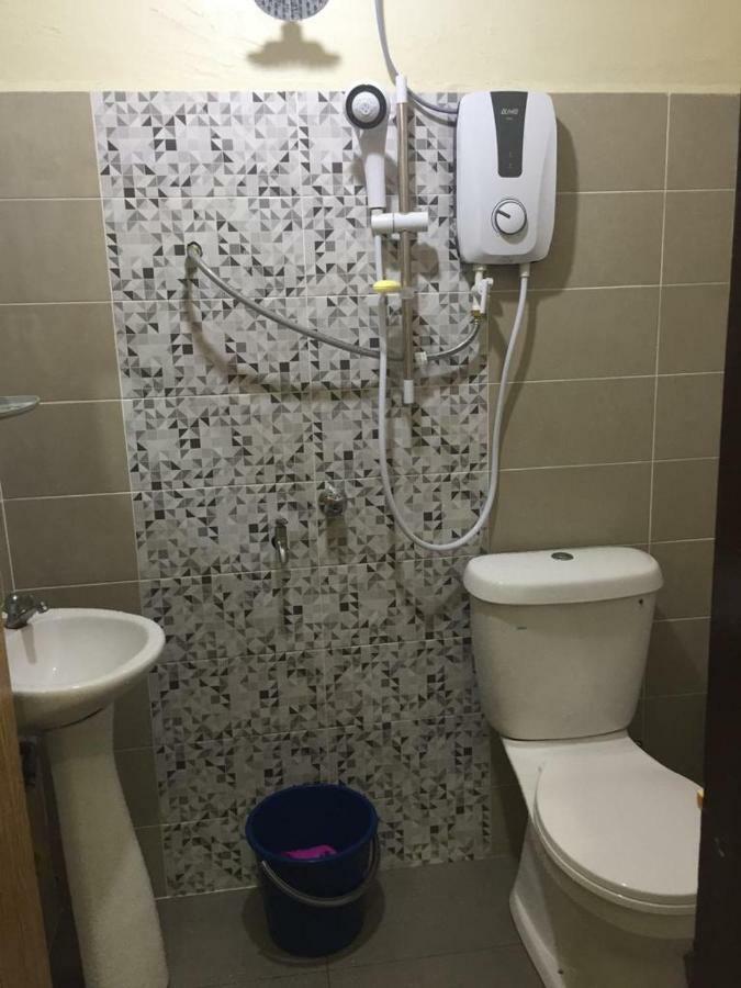 Homestay Talina Kuala Terengganu Exteriör bild